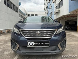 Peugeot 5008 1.6A Puretech EAT8 Active