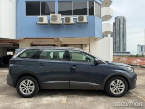 Peugeot 5008 1.6A Puretech EAT8 Active
