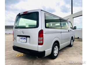 Toyota Hiace 2.0A DX