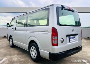 Toyota Hiace 2.0A DX