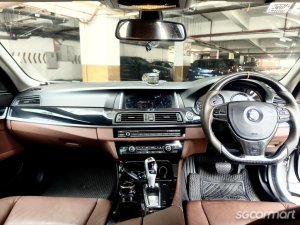 BMW 5 Series 523i (COE till 11/2030)