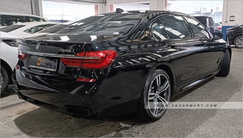 BMW 750Li 2019 photo 2