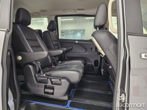 Nissan Serena e-POWER Hybrid 1.2A Highway Star Premium