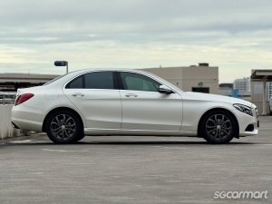 Mercedes-Benz C-Class C200 Avantgarde Sunroof (New 10-yr COE)