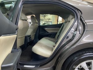 Toyota Camry Hybrid 2.5A G