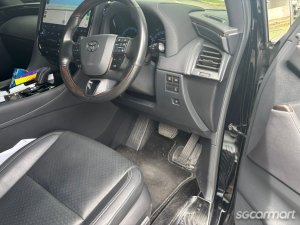 Toyota Vellfire Hybrid 2.5A Z