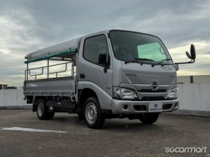 Hino Dutro 2.8M