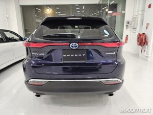 Toyota Harrier Hybrid 2.5A Premium