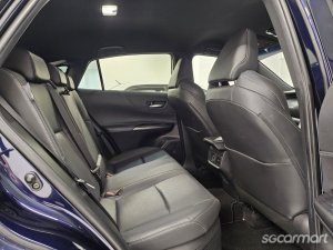 Toyota Harrier Hybrid 2.5A Premium