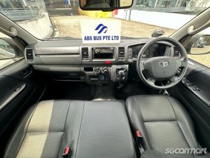 Toyota Hiace 3.0M