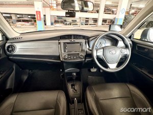 Toyota Corolla Axio Hybrid 1.5A