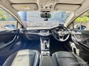 Opel Astra Sports Tourer 1.0A IntelliLux LED