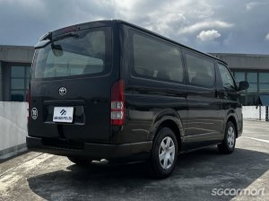 Toyota Hiace 2.8A DX