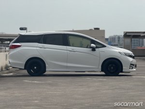 Honda Shuttle Hybrid 1.5A