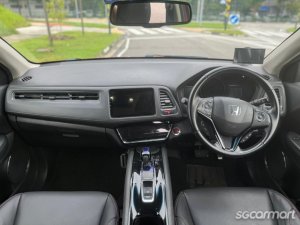 Honda Vezel Hybrid 1.5A X