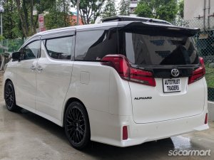 Toyota Alphard 2.5A S C-Package Moonroof