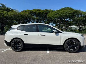 BMW iX Electric xDrive40 Sport