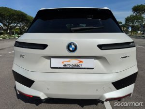 BMW iX Electric xDrive40 Sport