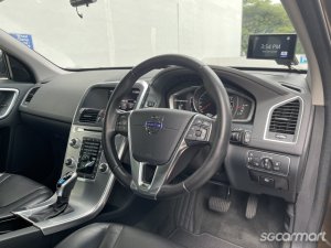 Volvo XC60 T5