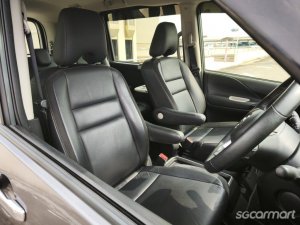 Nissan Serena e-POWER Hybrid 1.2A Highway Star