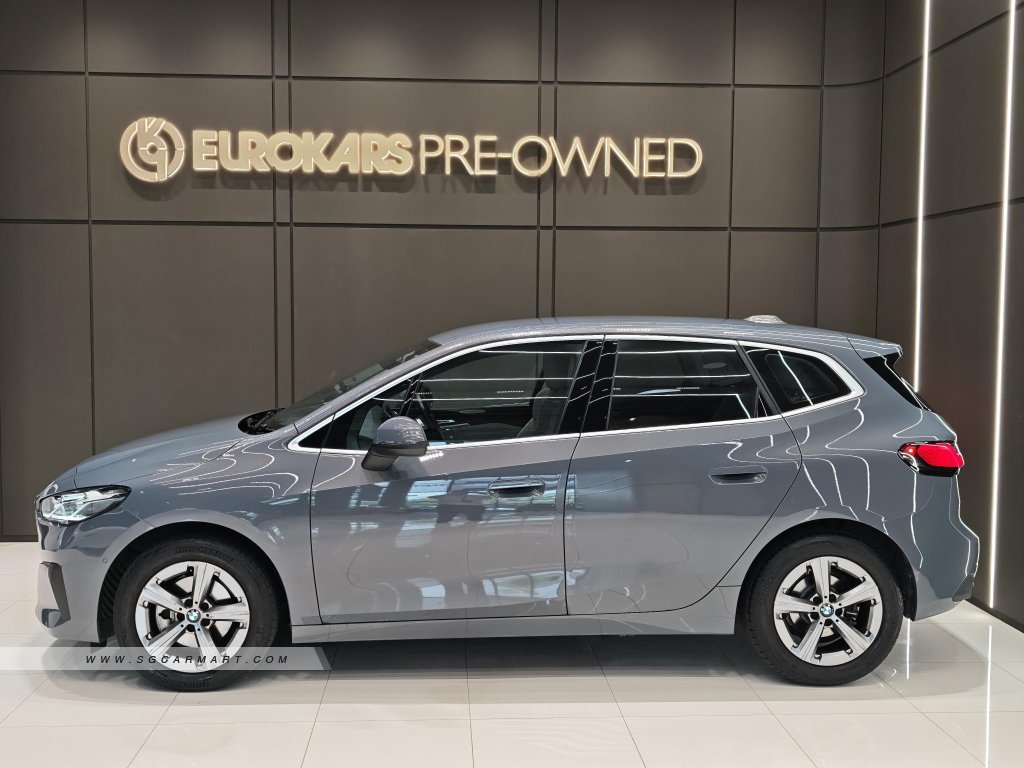 BMW 2 Series 216i Active Tourer Inspiring