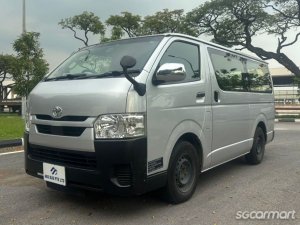 Toyota Hiace 2.8A DX