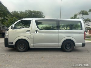 Toyota Hiace 2.8A DX
