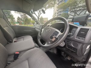 Toyota Hiace 2.8A DX