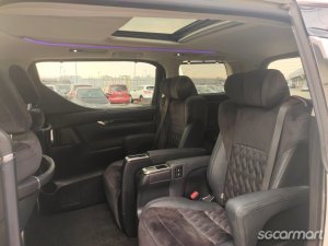 Toyota Vellfire 2.5A Z G-Edition Moonroof (New 10-yr COE)
