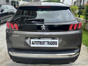 Peugeot 3008 1.2A PureTech EAT8 Allure Premium