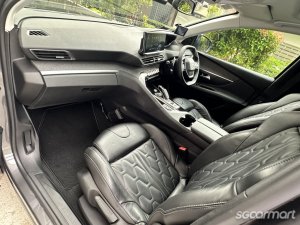 Peugeot 3008 1.2A PureTech EAT8 Allure Premium