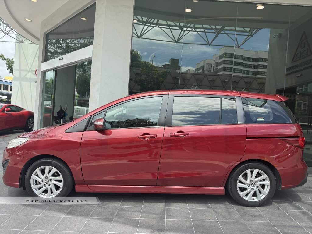 BMW 5 Series 523i Highline - Side Front