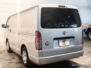 Toyota Hiace 3.0M