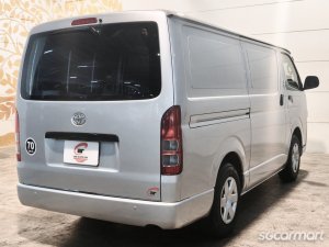 Toyota Hiace 3.0M