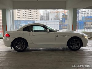 BMW Z4 sDrive23i (COE till 03/2030)