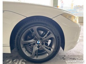 BMW Z4 sDrive23i (COE till 03/2030)