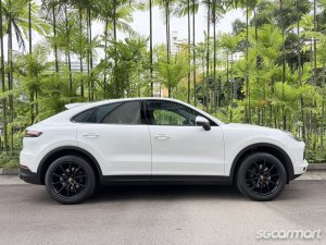 Porsche Cayenne Coupe 3.0A Tip Sunroof