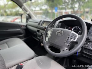 Toyota Hiace 2.8A DX