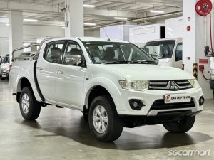 Mitsubishi Triton L200 Double-Cab 2.5A (COE till 10/2030)