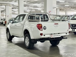Mitsubishi Triton L200 Double-Cab 2.5A (COE till 10/2030)