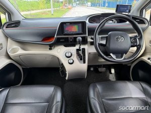 Toyota Sienta 1.5A G