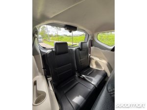 Toyota Sienta 1.5A G