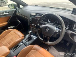 Volkswagen Golf 1.4A TSI Sunroof