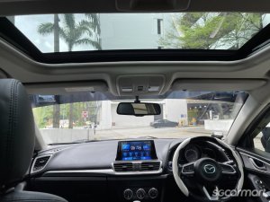Mazda 3 1.5A Sunroof