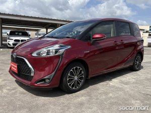 Toyota Sienta Hybrid 1.5A G