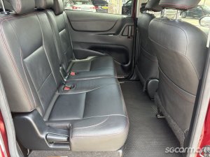 Toyota Sienta Hybrid 1.5A G