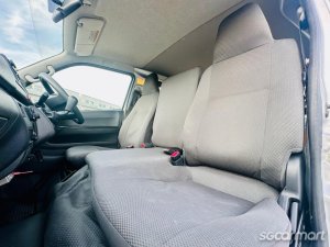 Toyota Hiace 3.0M (COE till 11/2030)