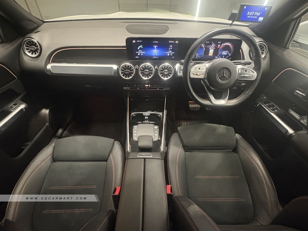 Mercedes-Benz GLB-Class GLB180 AMG Line