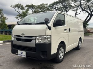 Toyota Hiace 2.8A DX