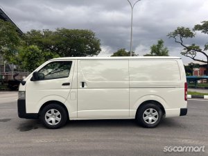 Toyota Hiace 2.8A DX